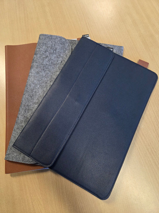 Deluxe Gift-Boxed vs Bulk-Packed Compendiums: Finding the Right Fit for Different Budgets
