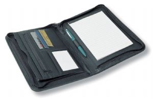 A5 zippered compendium