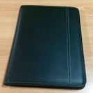 A4 Zippered Compendium Leather Look Closed